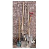 Mixed Lot Shovels & Spades
