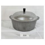 Hammered Club Aluminum 4 1/2 Qt Cookware
