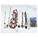Lot Beaded & Antiques costume Jewelry Necklaces