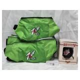 Five 7-Up Brand Carry Bags & 1 Christmas Ornament