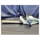 Black & Decker Electric Hedge Trimmer - Working