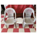(2) Large Resin Outdoor Chairs w Side Table