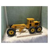 Tonka MR-970 Motor Grader Toy