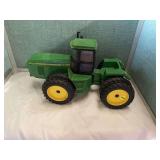 John Deere 8870 Toy Tractor