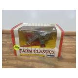 ERTL Farm Classics Case "G" Combine #2622
