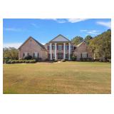 Real Estate at 865 John Borden Drive, Grenada, MS