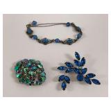 Jewelry Lot: Brooches and Bracelet