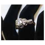 Ladies Platinum Diamond Ring