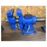 Yost Multipurpose Bench Vise with Pipe Vise