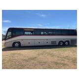 2003 MCIN J4500 BUS