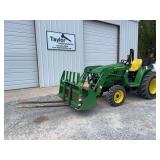 3032E  Diesel John Deere 3032E Tractor, 4WD