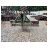 John Deere 8