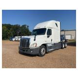 2017 FREIGHTLINER 125 TRACTOR TRUCK