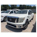 2017  NISSAN  Titan Truck