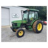John Deere 5520 Tractor, 2WD