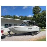 2023 Yamaha 252XE Powerboat