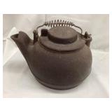 Wagner Cast Iron Kettle, 5 3/4"T