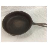 No. 5 Cast Iron Skillet, 8"Diameter
