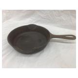 Griswold No. 4 Cast Iron Skillet, 7"Diameter