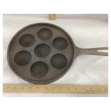 Griswold No. 32 Cast Iron Aebleskiver, 9 1/4"