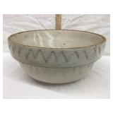 Ruckles Saw Tooth Stoneware Bowl, Rim & Shoulder