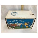 Ertl 1990 Toy Farmer Show Tractor, Case 800, 1:16