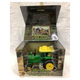 Ertl John Deere 4020 Toy Tractor w/ Cab-200th