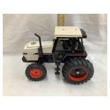 Ertl. Are 3294 Toy Tractor, 1:16 Scale