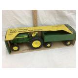 Ergo John Deere 1/16 Scale Utility Tractor &