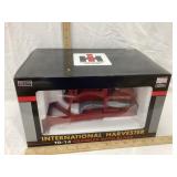 NIB Spec Cast International Harvester TD-14 1/16