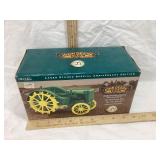 NIB Ertl John Deere 1924 Model D 1/16 Toy Tractor