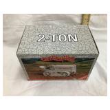 Ertl 2-Ton Caterpillar Tractor, 1:16 Scale, NIB,