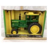 Ertl John Deere 4620 Toy Tractor 1/16 Scale, NIB