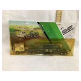Ertl John Deere 1:64 Scale Equipment Hauling Set,