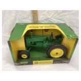 NIB Ertl Britains John Deere Styled D 1/16 Scale