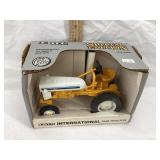 NIB 1991 Ertl International Cub 1/16 Scale Toy