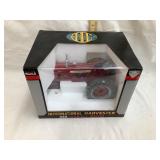 Spec Cast International Harvester 450 Farmall Toy