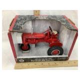NIB Ertl IH Farmall BN 1/16 Scale Toy Tractor