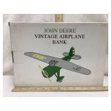 NIB Spec Cast John Deere 1927 Lockheed Vega 5B
