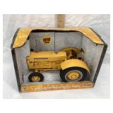 NIB Ertl Case International 660 1/16 Scale Toy