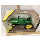 Ertl John Deere 1960 Model 3010 1/16 Scale Toy