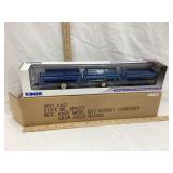 NIB Spec Cast Kinze Model 1050 Harvest Commander
