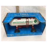 Ertl Anhydrous Ammonia 1/16 Scale Toy Wagon,