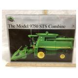 Ertl Precision John Deere 9750 Toy Combine, 1/16
