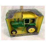 NIB Ertl John Deere 40th Ann. 4010 1/16 Scale Toy