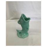 Red Wing 879 Pottery Fish Ash Receiver,