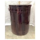 Albany Slip 20 Gal. Crock w/ Scratch Number, 22