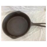 Cast Iron Skillet, 7 3/4"Diameter