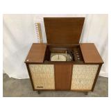 Mid-Century "The Voice of Music? Cabinet Record