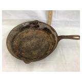Early Cast Iron Gate Mark Skillet, 10